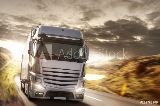 Picture of LKW auf einer Landstrae bei Sonnenuntergang